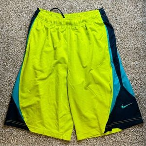 Nike Shorts Size Kids XL